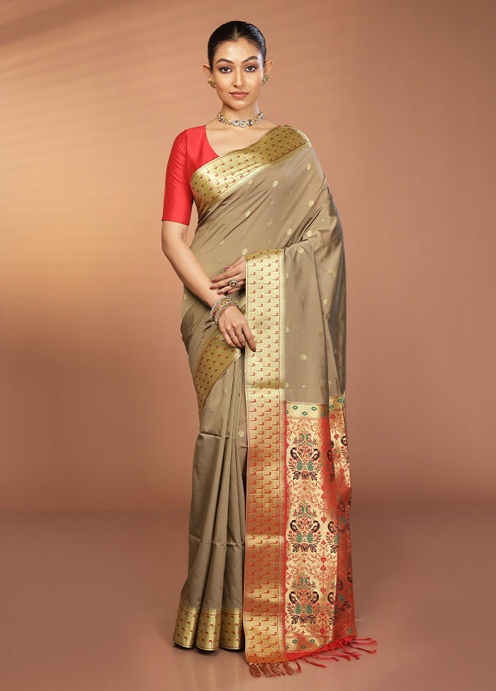 Grey Kanjivaram Silk Saree With Blouse Piece