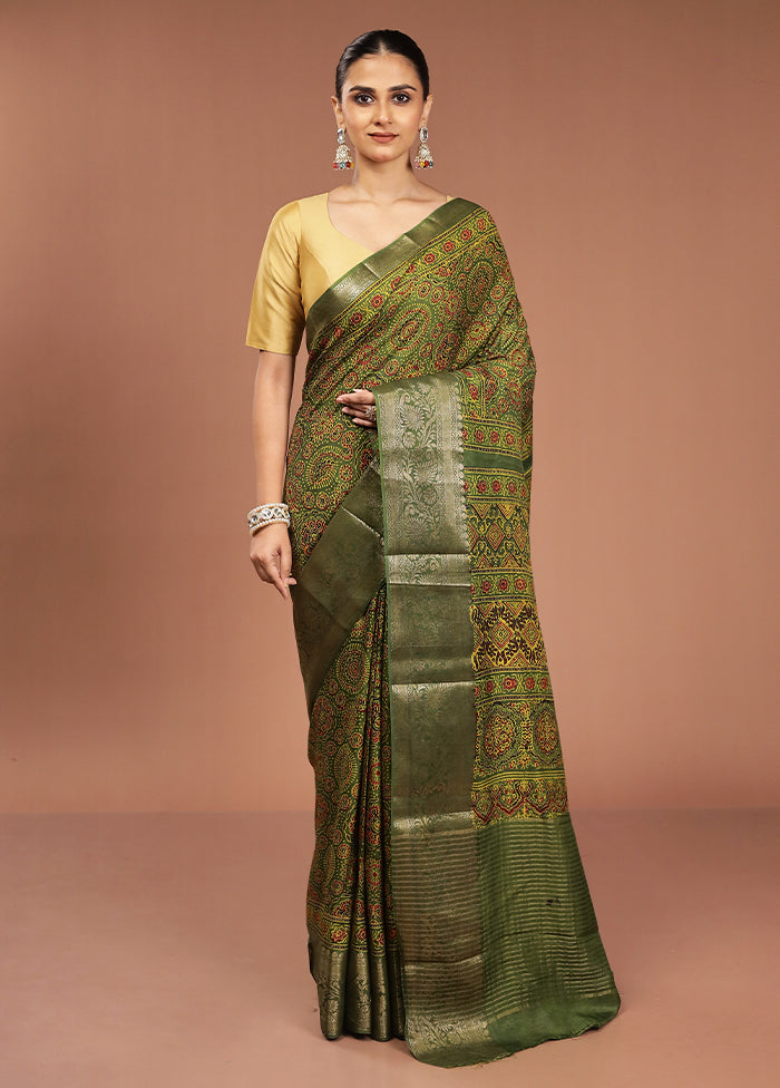 Cream Chanderi Cotton Saree With Blouse Piece
