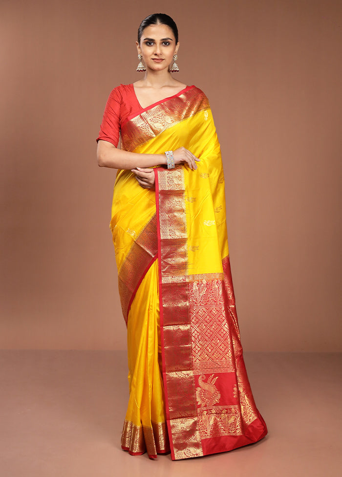 Yellow Handloom Kanjivaram Pure Silk Saree With Blouse Piece