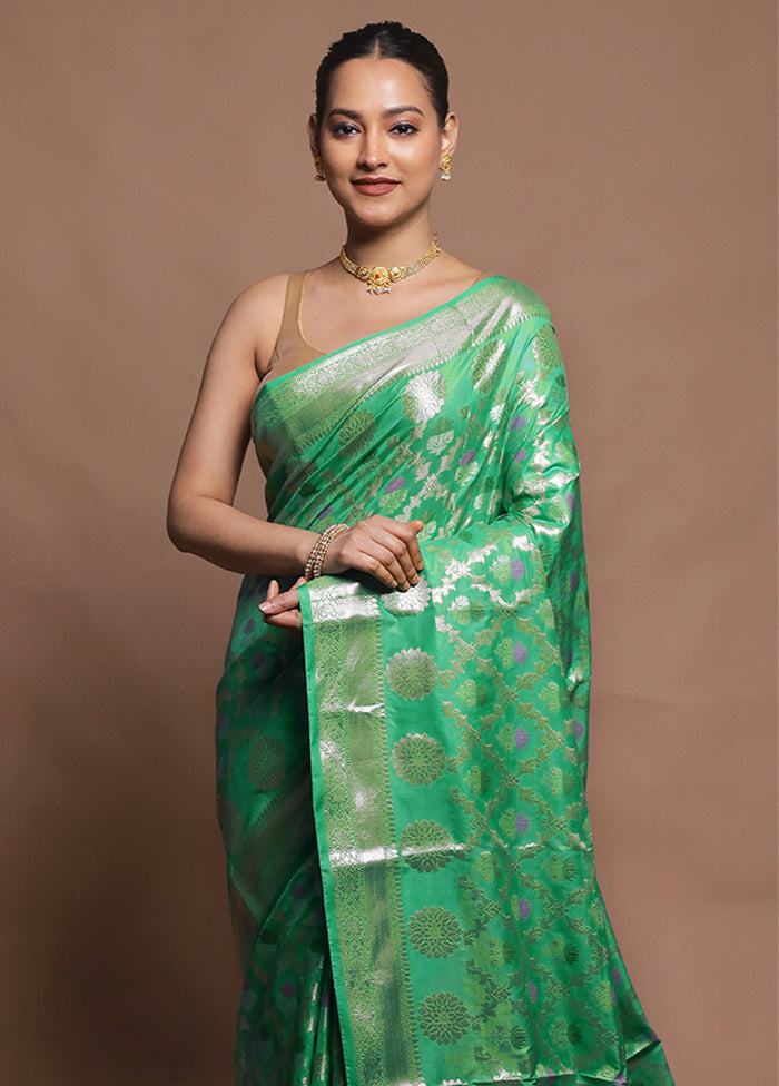 Green Kora Silk Saree With Blouse Piece