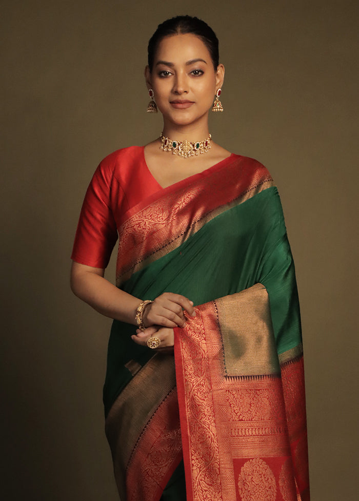 Green Dupion Silk Saree With Blouse Piece