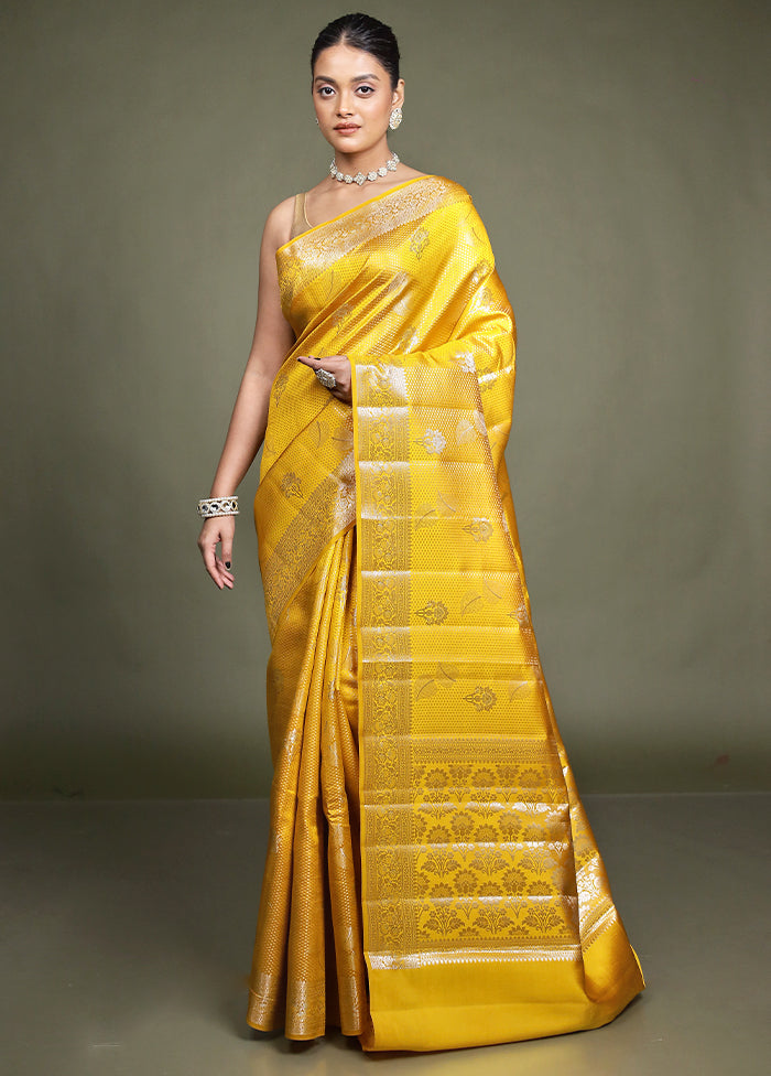 Yellow Handloom Dupion Pure Silk Saree With Blouse Piece