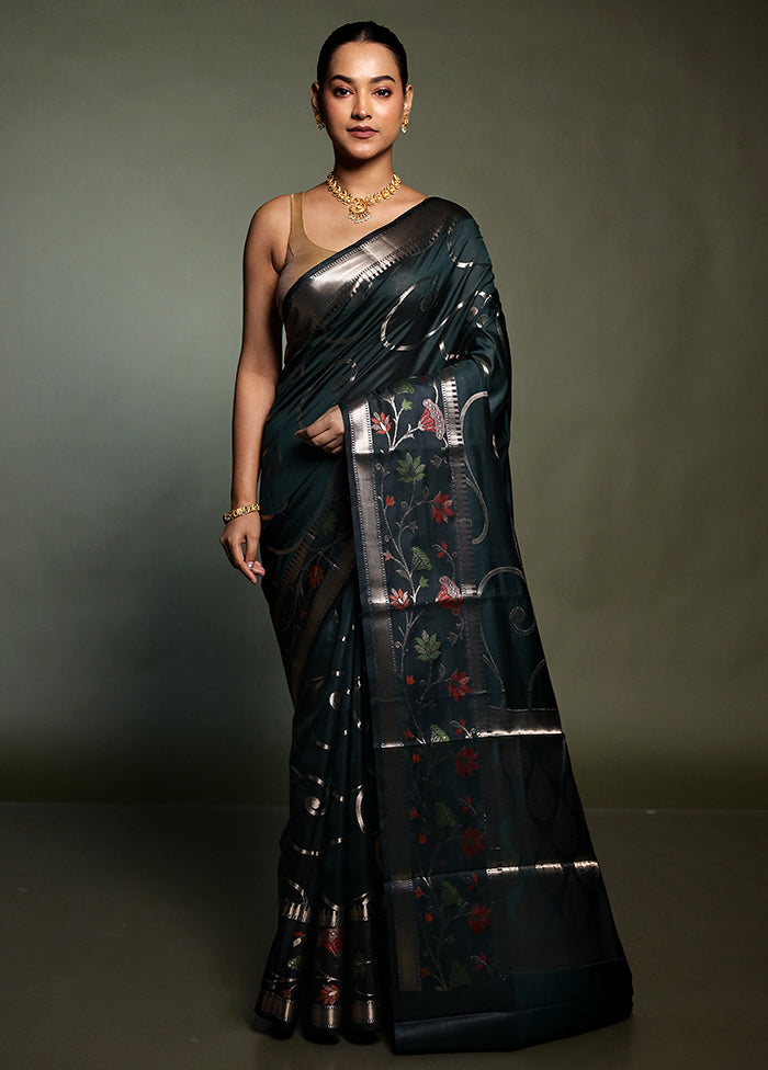 Green Kora Silk Saree With Blouse Piece