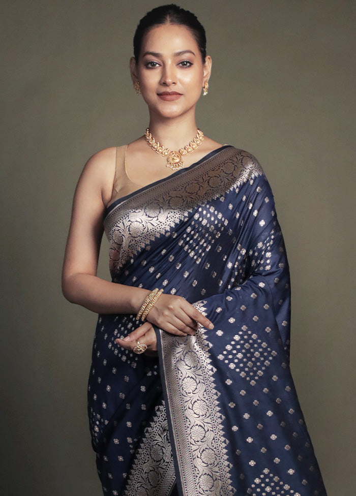 Blue Uppada Silk Saree With Blouse Piece