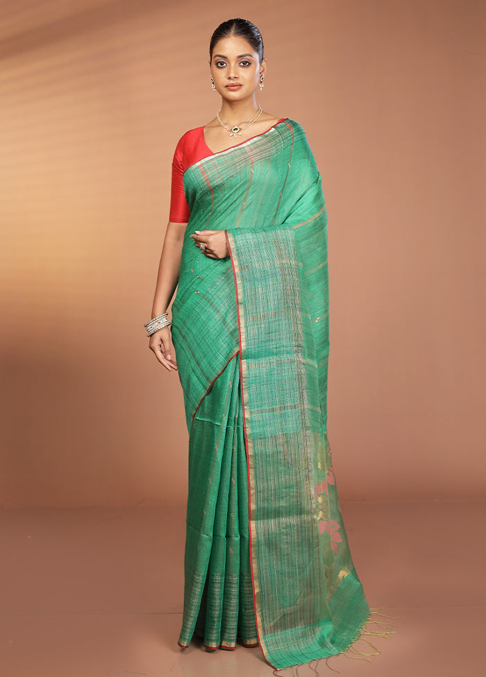 Green Handloom Matka Pure Silk Saree With Blouse Piece