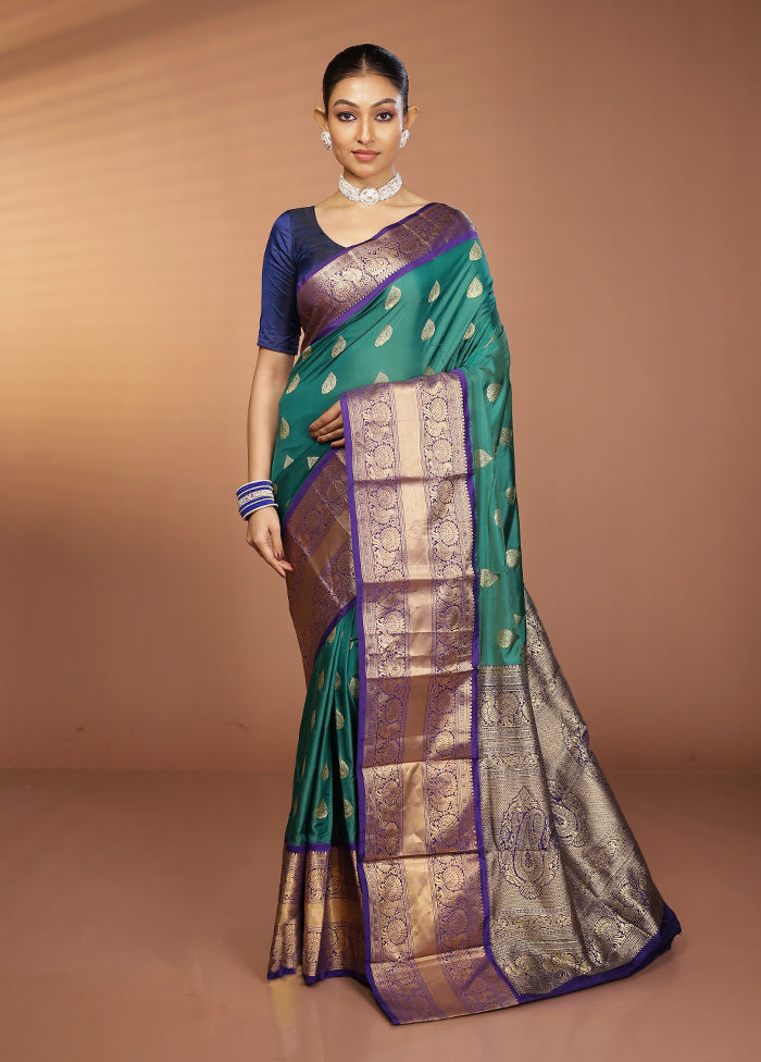 Green Handloom Kanjivaram Pure Silk Saree With Blouse Piece
