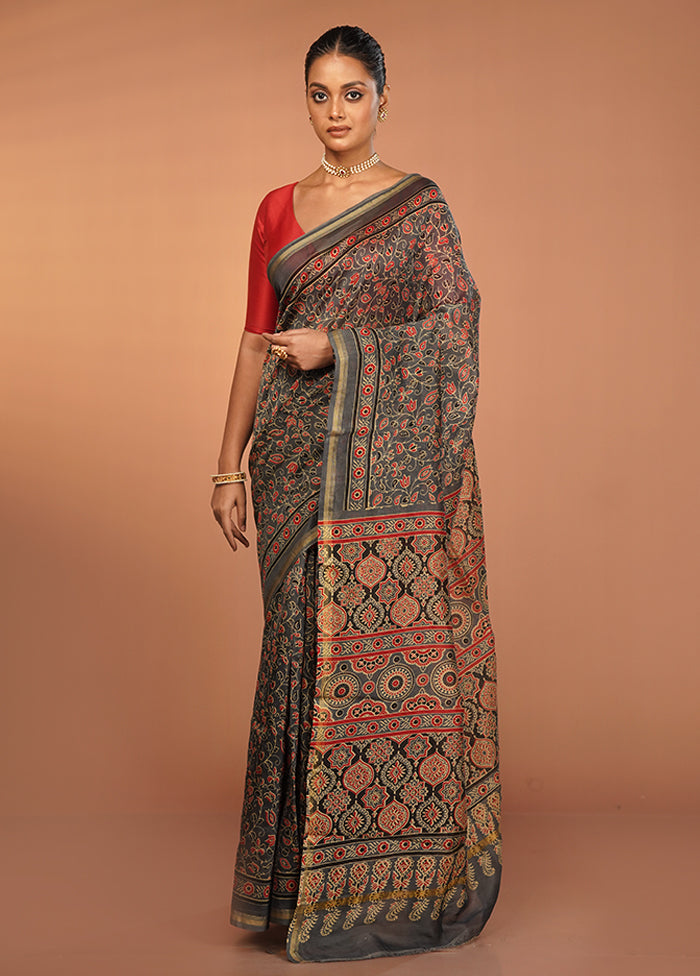 Grey Chanderi Silk Saree With Blouse Piece