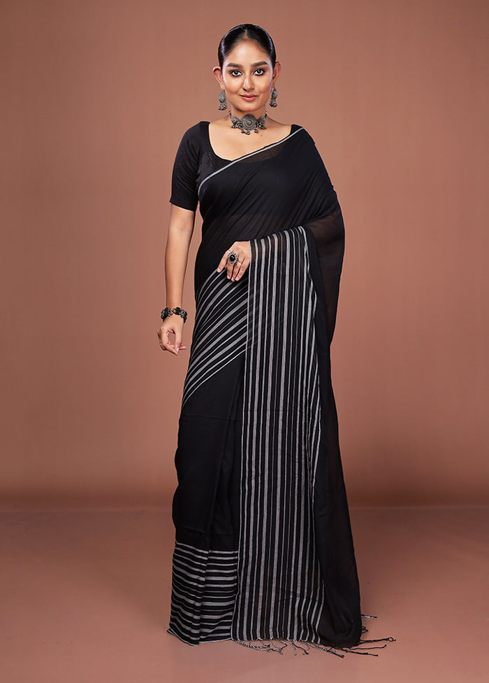 Black Matka Silk Saree With Blouse Piece