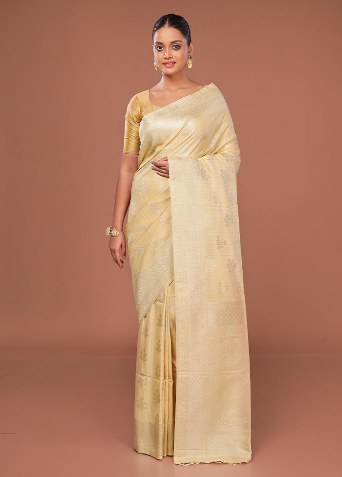 Cream Dupion Silk Saree With Blouse Piece