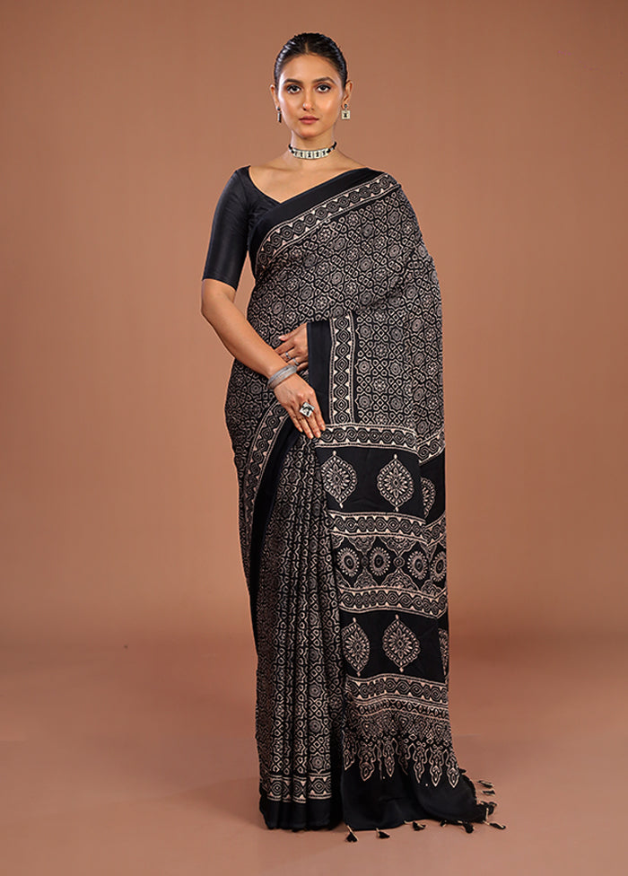 Black Printed Pure Silk Saree Without Blouse Piece