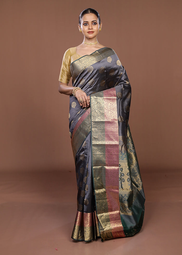 Black Handloom Kanjivaram Pure Silk Saree With Blouse Piece