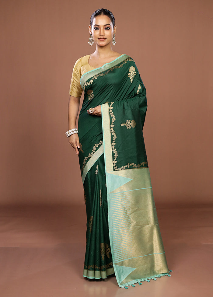 Green Dupion Silk Saree With Blouse Piece