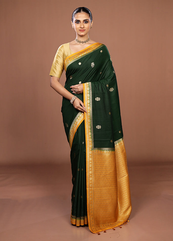Green Dupion Silk Saree With Blouse Piece