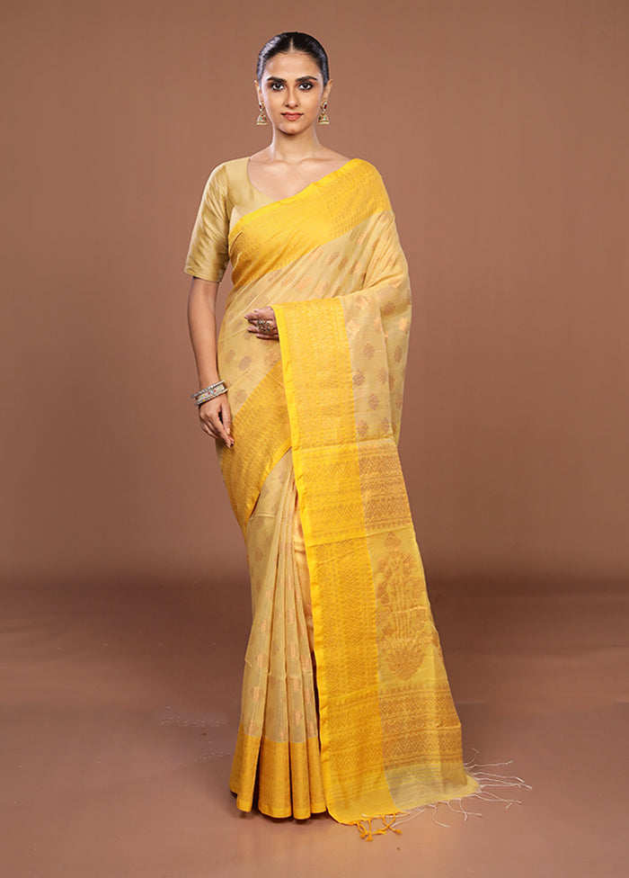 Yellow Matka Silk Saree With Blouse Piece
