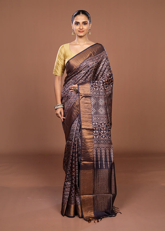 Grey Handloom Tussar Pure Silk Saree With Blouse Piece