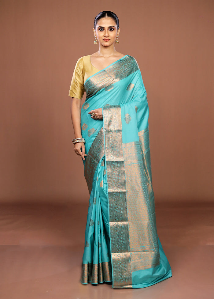Blue Kanjivaram Silk Saree With Blouse Piece