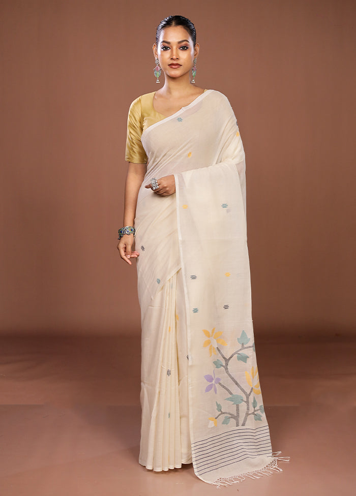 White Matka Silk Saree With Blouse Piece