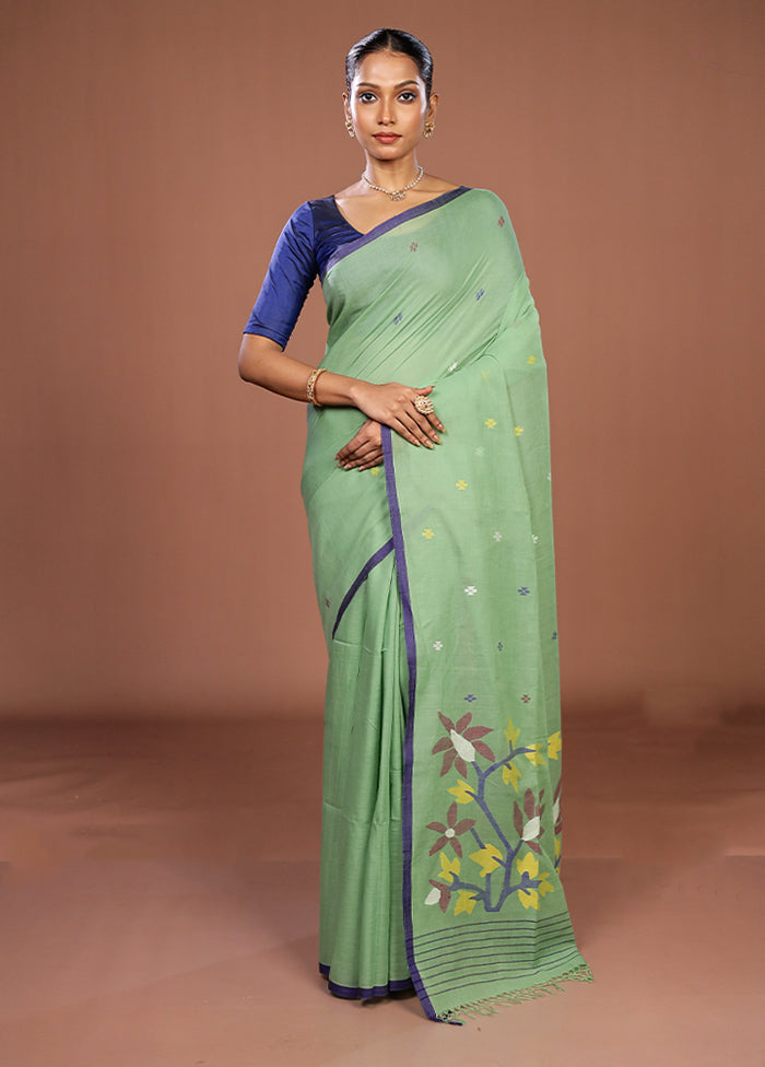 Green Matka Silk Saree With Blouse Piece