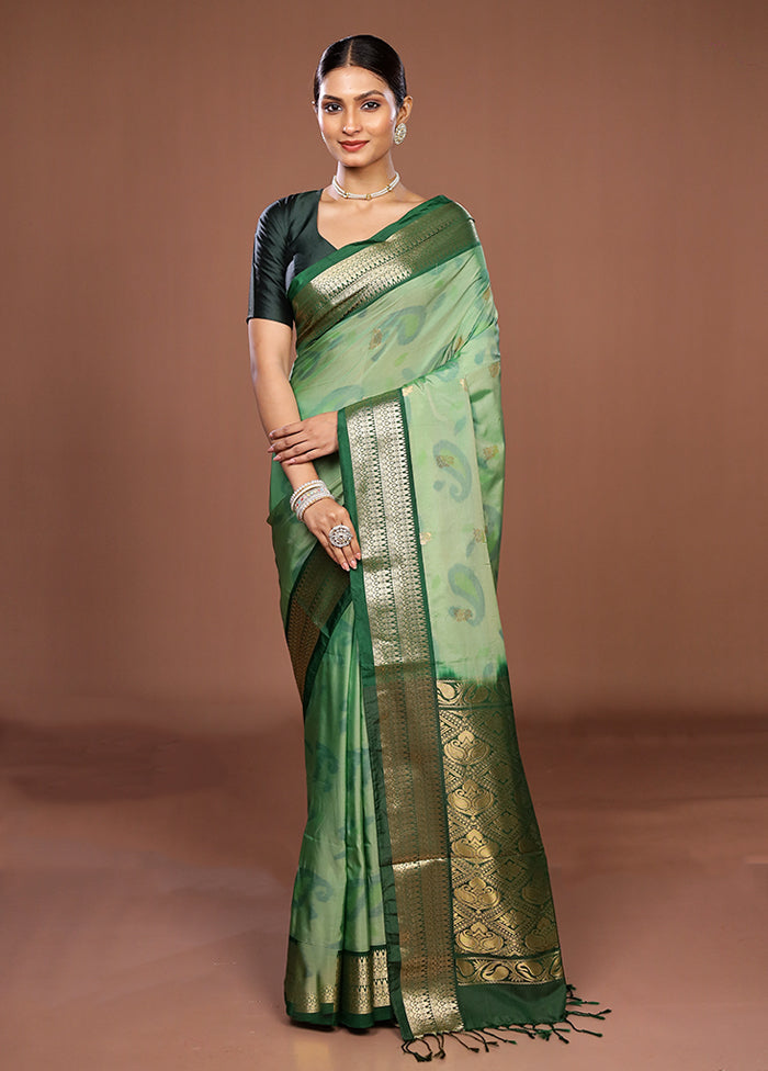 Green Kanjivaram Silk Saree With Blouse Piece