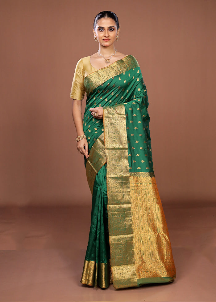 Green Handloom Kanjivaram Pure Silk Saree With Blouse Piece