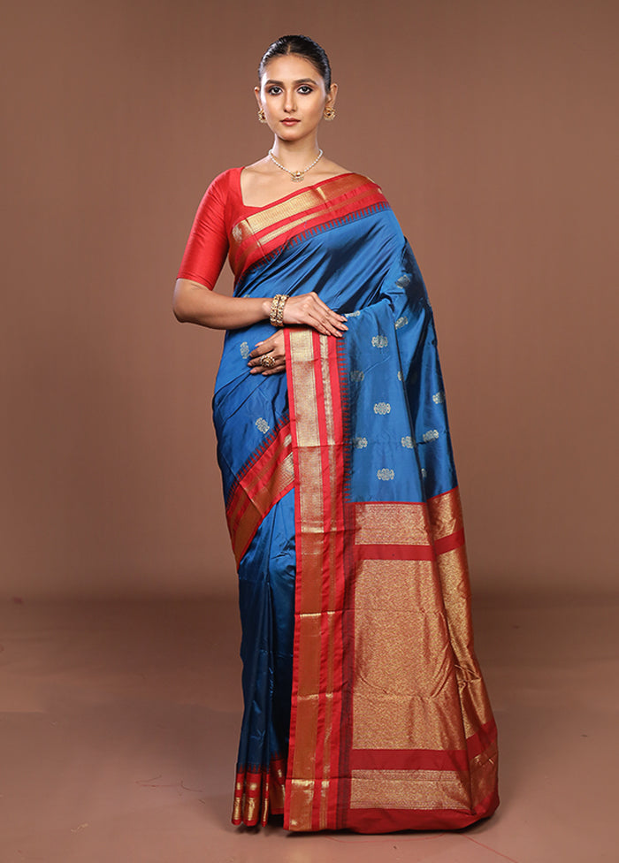 Blue Kanjivaram Silk Saree With Blouse Piece