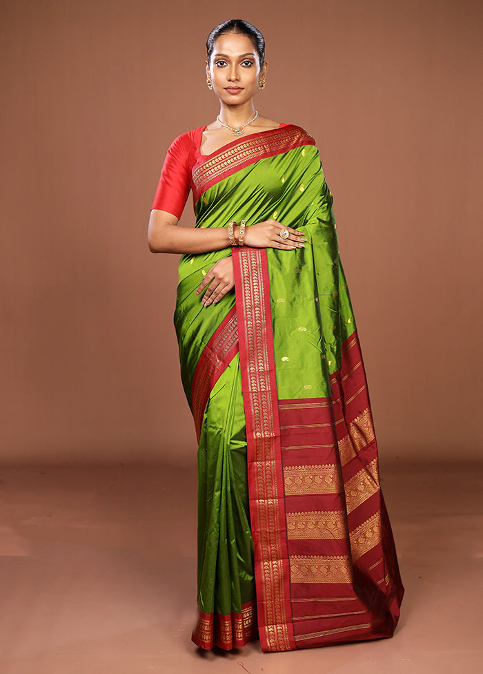 Blue Kanjivaram Silk Saree With Blouse Piece