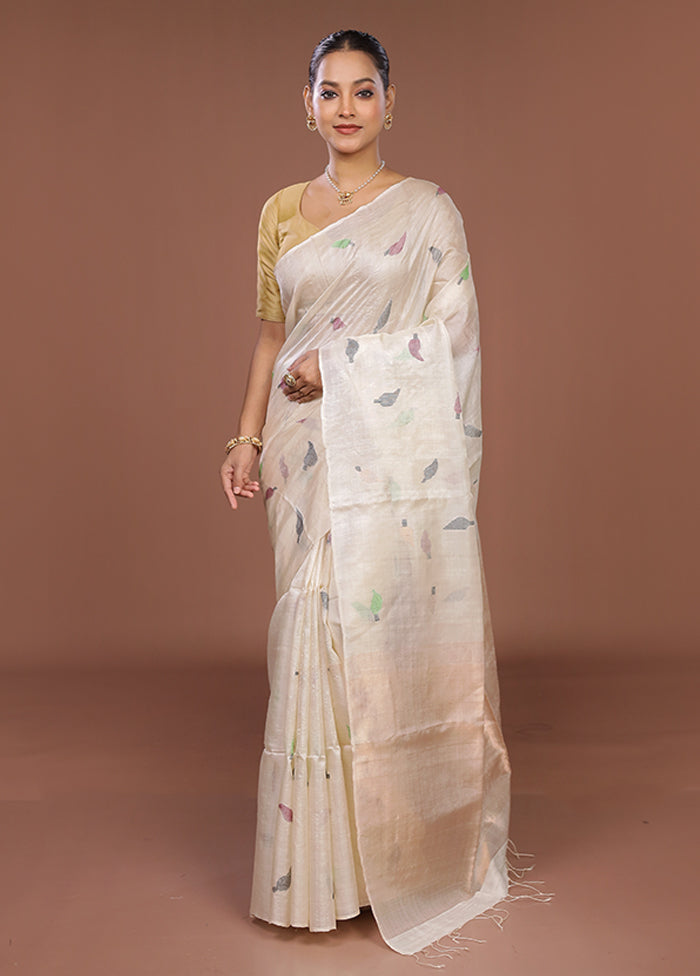 Cream Handloom Tussar Pure Silk Saree With Blouse Piece