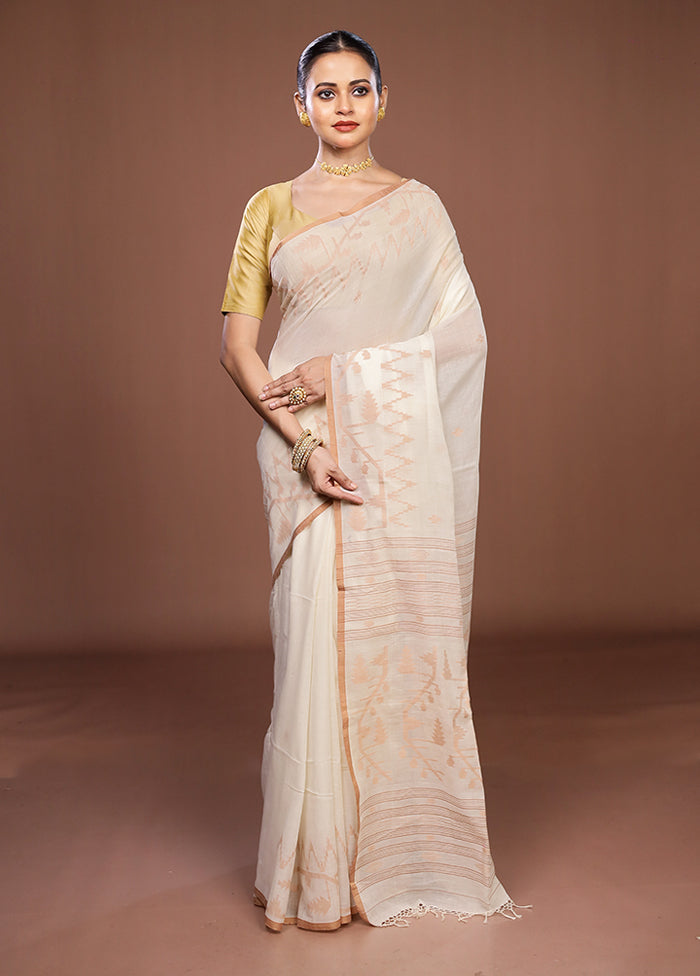 White Matka Silk Saree With Blouse Piece