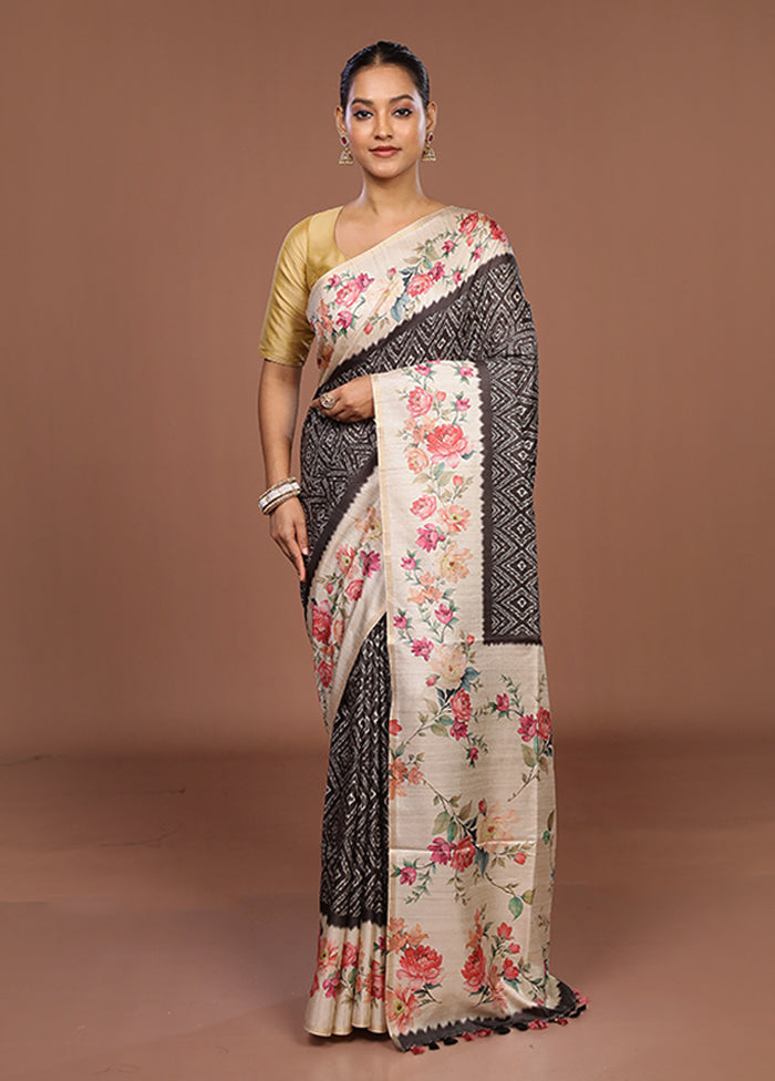 Cream Tussar Silk Saree With Blouse Piece