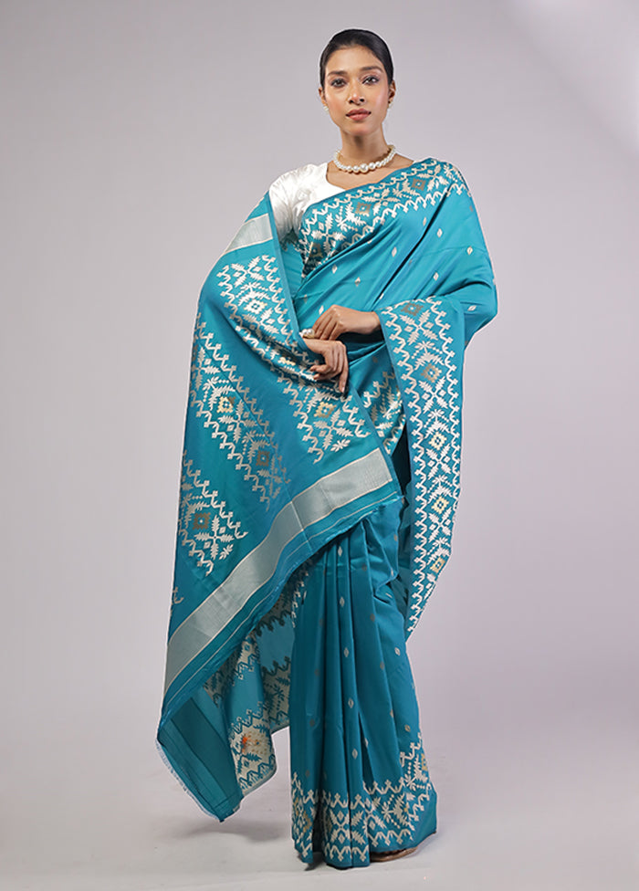 Blue Dupion Silk Saree With Blouse Piece