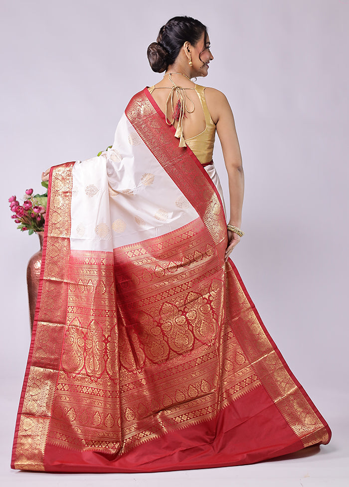 White Kanjivaram Silk Saree With Blouse Piece