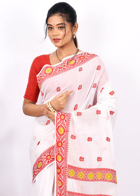 Biswa Bangla Presents White And Red Cotton Baluchari Saree With Blouse Piece - Indian Silk House Agencies