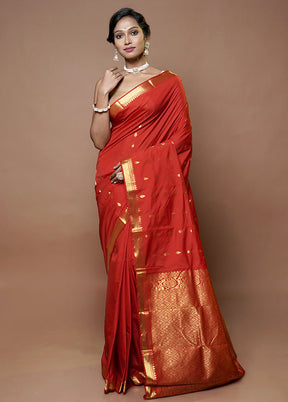 Red Kanjivaram Silk Saree With Blouse Piece