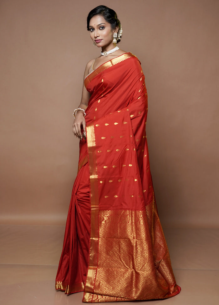 Red Kanjivaram Silk Saree With Blouse Piece