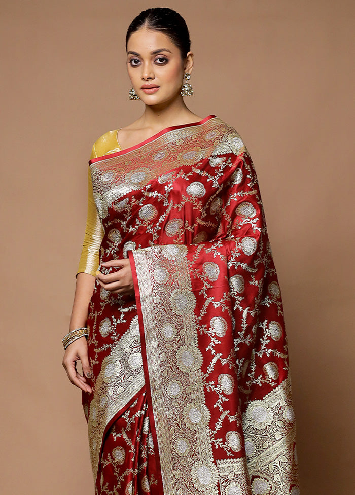 Red Banarasi Silk Saree With Blouse Piece