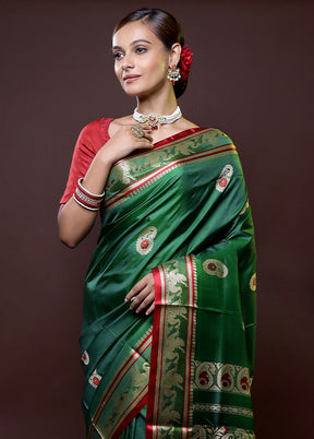 Green Garad Pure Silk Saree Without Blouse Piece