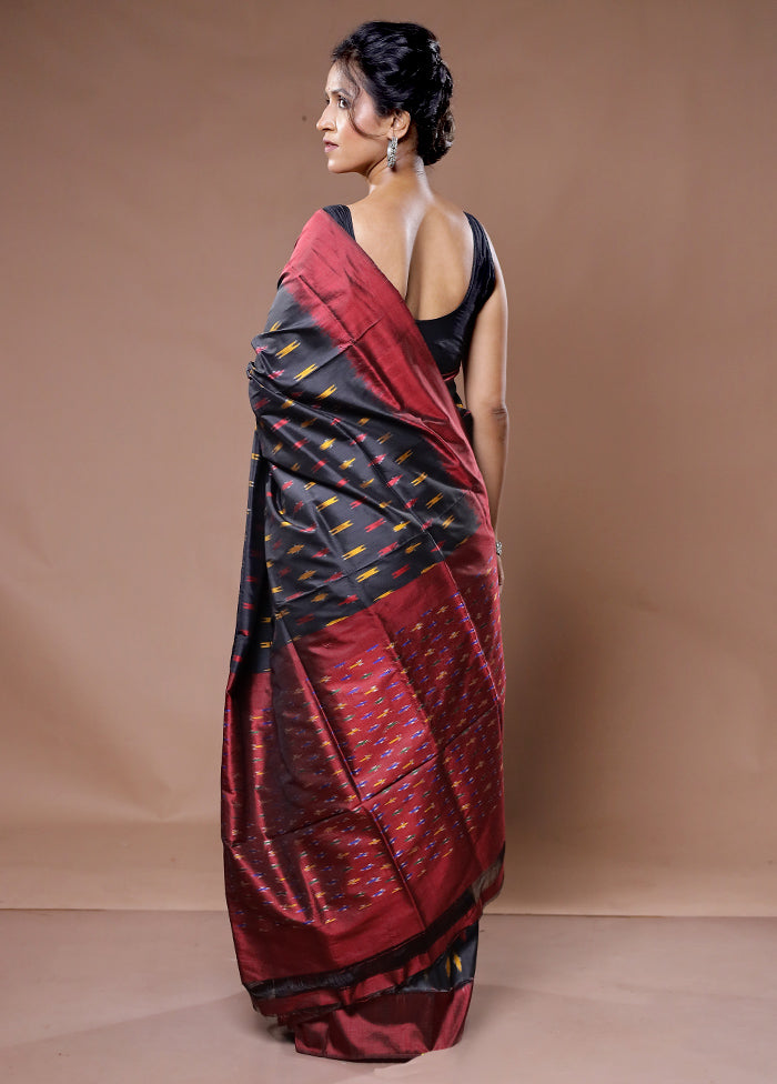 Black Ikkat Pure Silk Saree With Blouse Piece - Indian Silk House Agencies