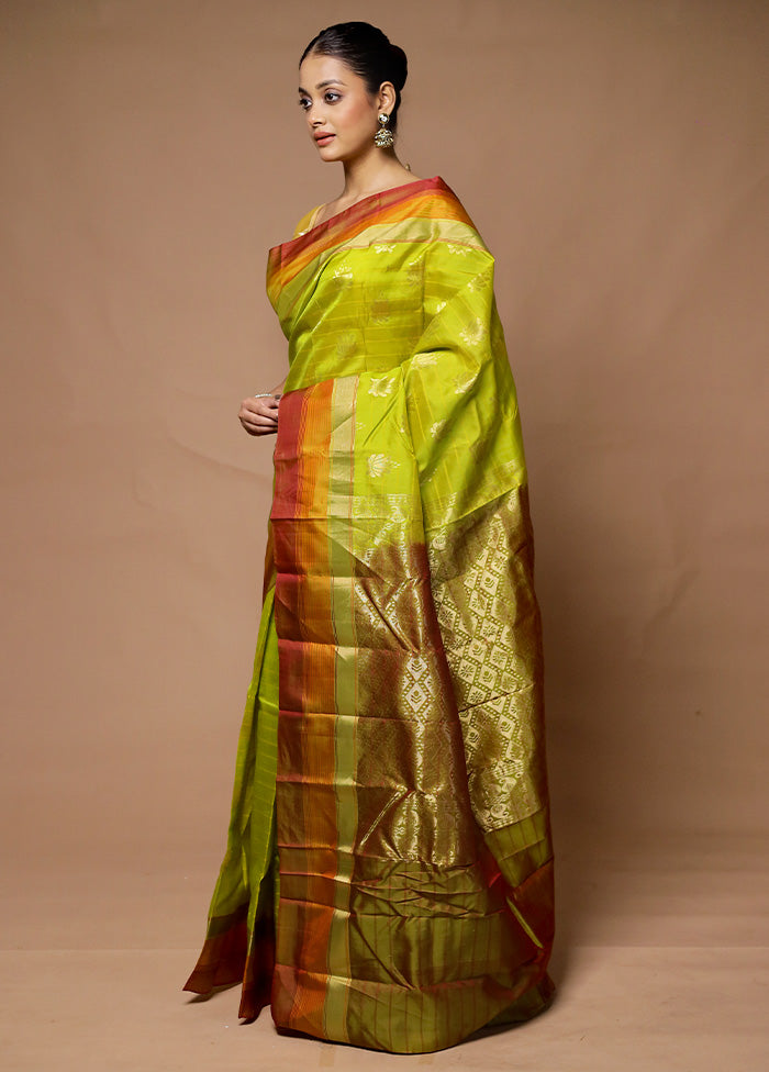 Green Handloom Kanjivaram Pure Silk Saree With Blouse Piece