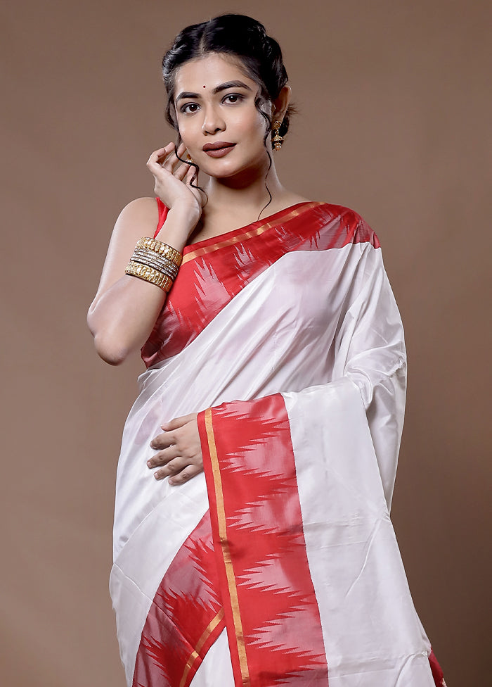 White Kanjivaram Silk Saree With Blouse Piece - Indian Silk House Agencies