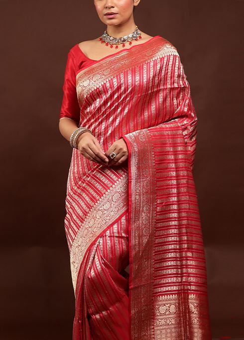 Red Handloom Uppada Pure Silk Saree With Blouse Piece