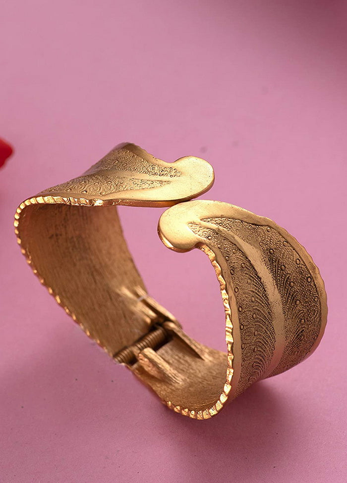 Estele Gold Plated Bracelet - Indian Silk House Agencies