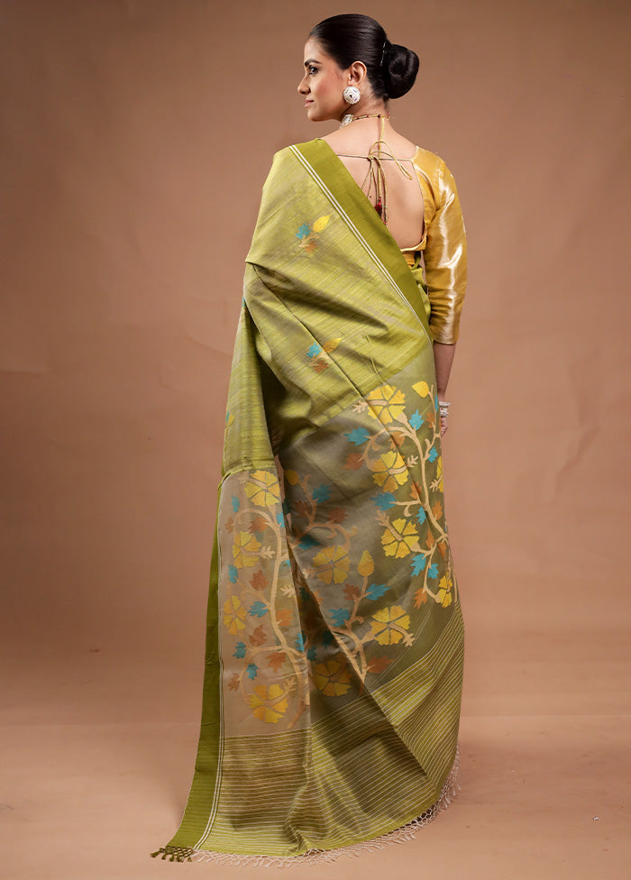 Green Handloom Tussar Pure Silk Saree With Blouse Piece