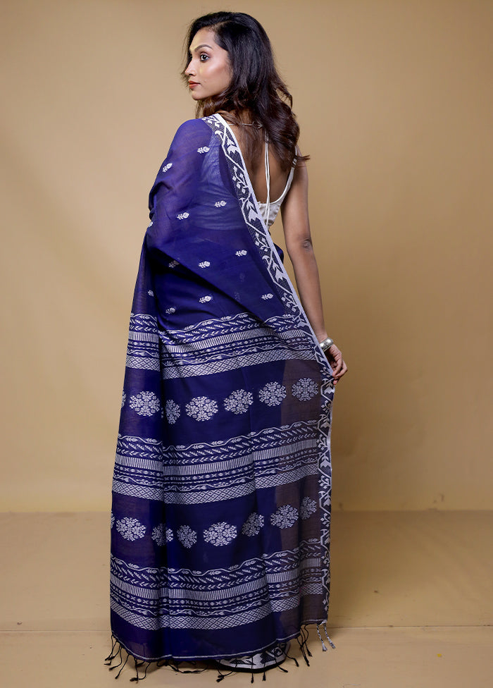 Blue Cotton Saree With Blouse Piece