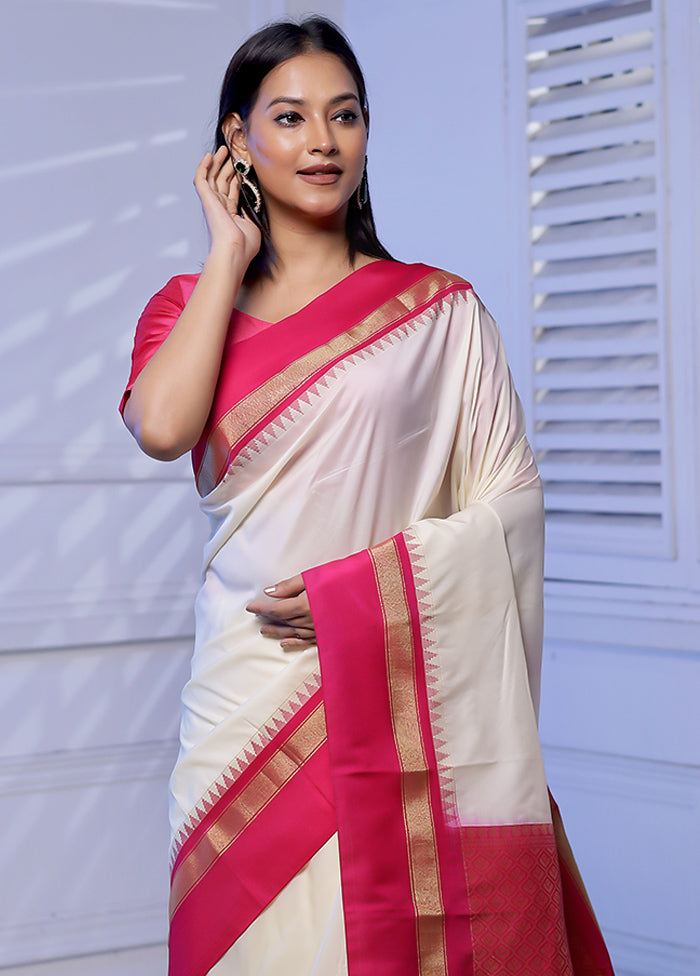 Cream Kanjivaram Silk Saree With Blouse Piece