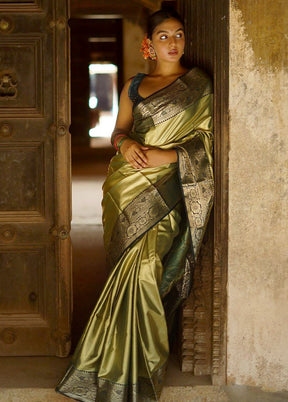 Green Kanjivaram Silk Saree Without Blouse Piece - Indian Silk House Agencies