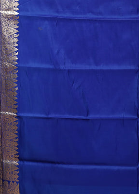 Red Handloom Banarasi Pure Silk Saree With Blouse Piece