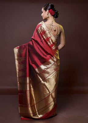 Maroon Handloom Kanchipuram Pure Silk Saree With Blouse Piece