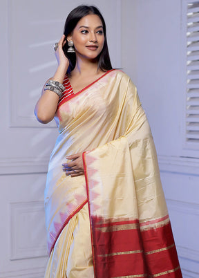 Cream Kanjivaram Silk Saree With Blouse Piece