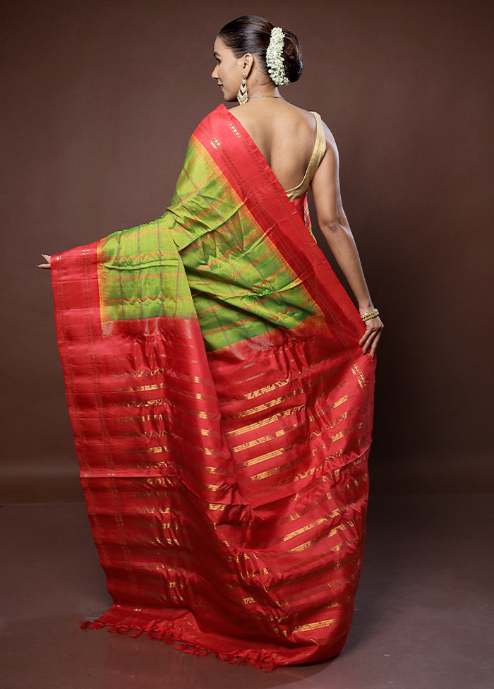 Green Gadwal Pure Silk Saree Without Blouse Piece