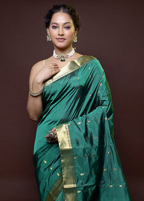 Green Kanjivaram Silk Saree With Blouse Piece